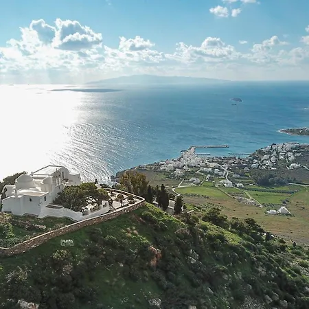 Dolce Waterfront Villa, Logaras, Paros