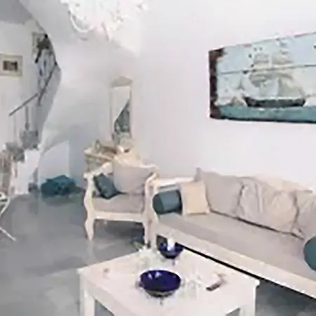 Villa Dolce Waterfront Villa, Logaras, *
